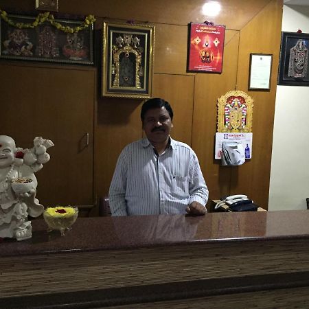 Hotel Suprabath Towers Tirupati Eksteriør bilde